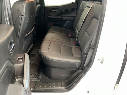 Used 2024 Chevrolet Colorado LT w/ LT Convenience Package III RWD image 22