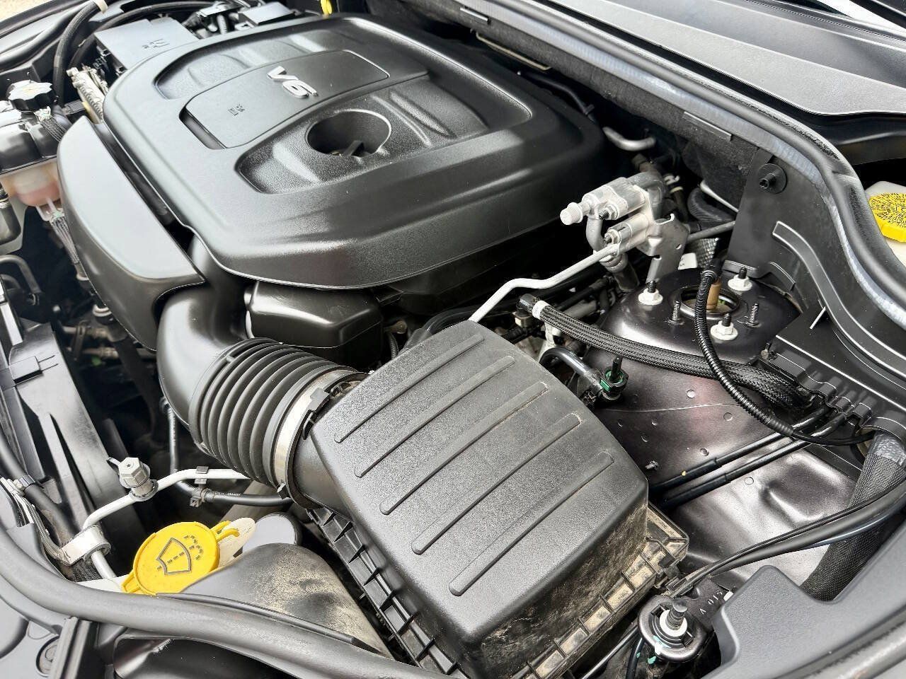 Used 2016 Jeep Grand Cherokee Summit AWD/4WD image 18