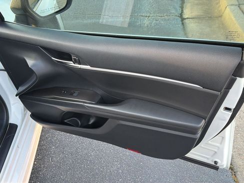 Certified 2022 Toyota Camry SE FWD image 14