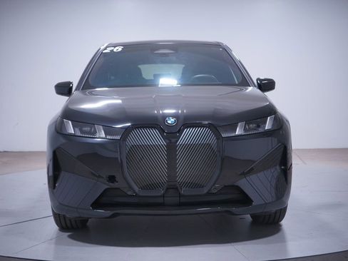 Used 2026 BMW iX xDrive60 image 4