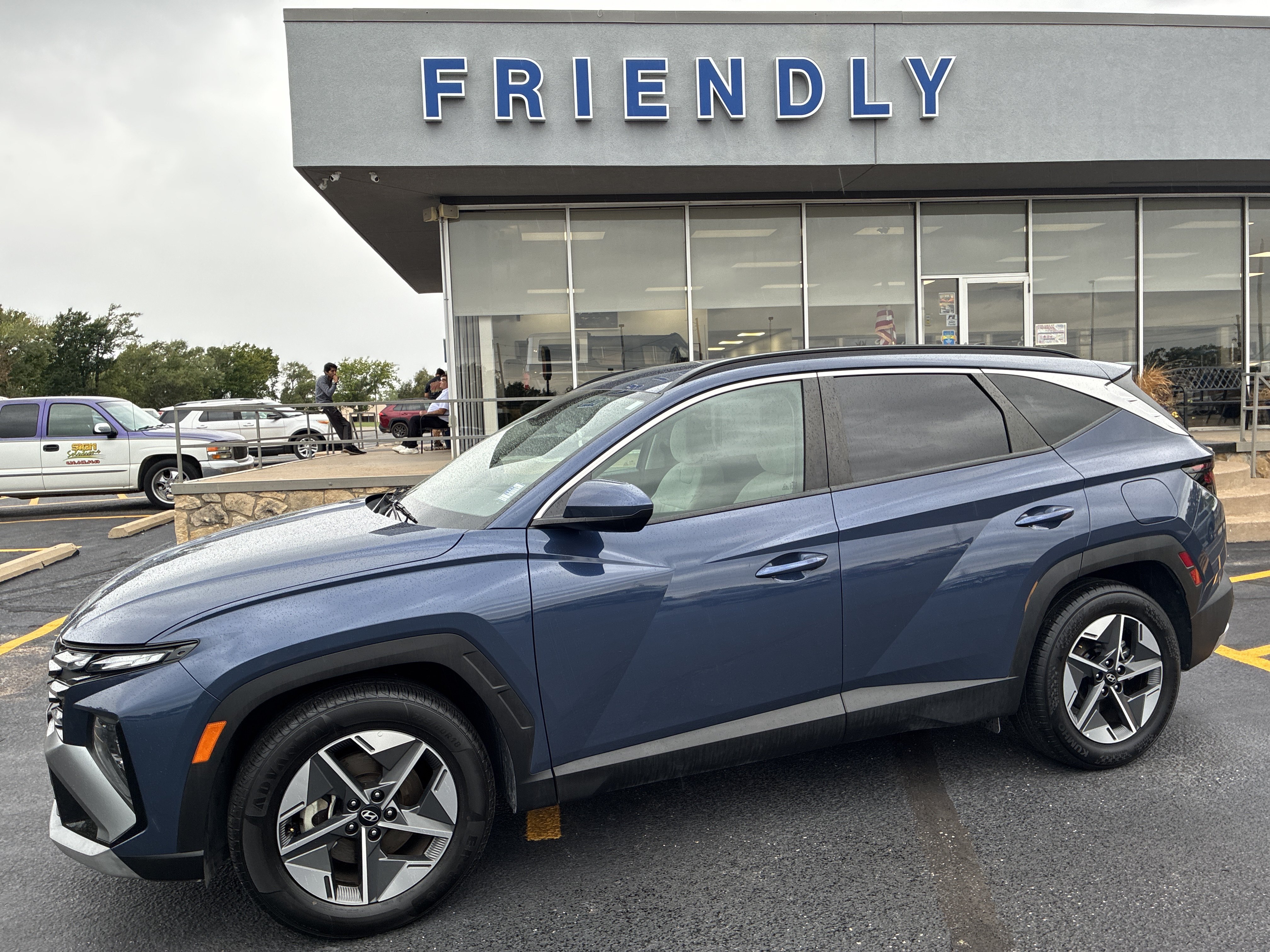 Used 2025 Hyundai Tucson SEL FWD image 2