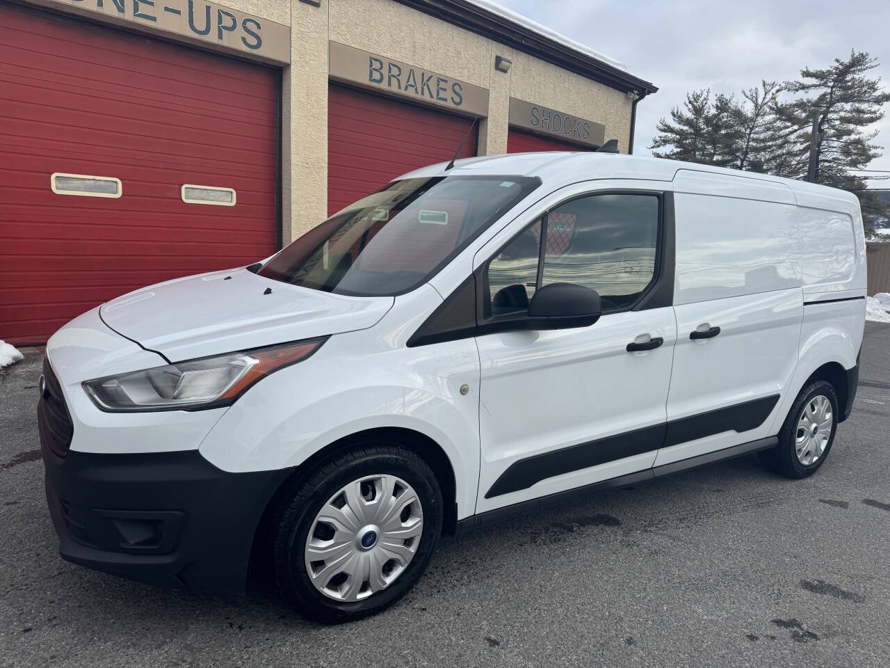 Used 2019 Ford Transit Connect XL FWD image 4