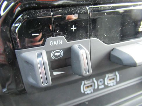 New 2026 RAM 1500 Big Horn AWD/4WD image 39