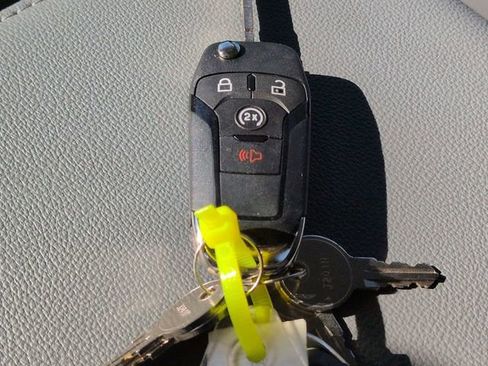 New 2026 Ford F350 XL w/ XL Chrome Package image 30