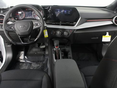 New 2026 Chevrolet Trax RS w/ Sunroof Package image 11