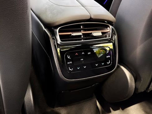 Used 2023 Mercedes-Benz EQS 450+ SUV image 21