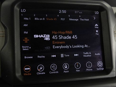 Used 2022 Jeep Wrangler Unlimited Sahara AWD/4WD image 23