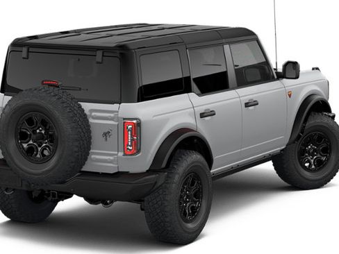 New 2026 Ford Bronco Badlands AWD/4WD image 3