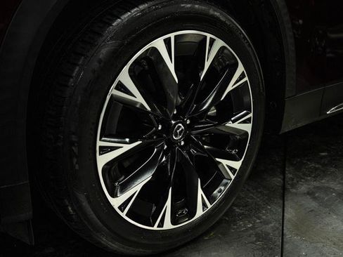 Used 2024 MAZDA CX-90 Plug-In Hybrid w/ Premium Pkg image 3