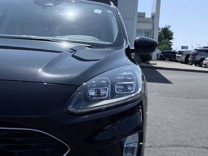 Used 2022 Ford Escape Titanium