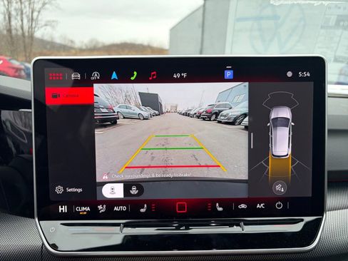 New 2026 Volkswagen Golf SE image 17