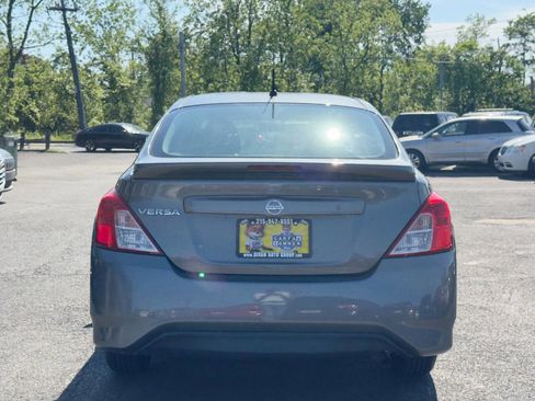 Used 2018 Nissan Versa S Plus FWD image 5