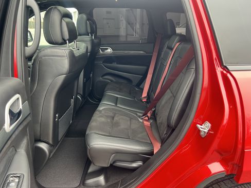 Used 2021 Jeep Grand Cherokee Trackhawk w/ Trailer Tow Group IV image 32