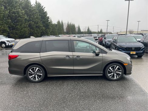 Used 2018 Honda Odyssey Elite image 4