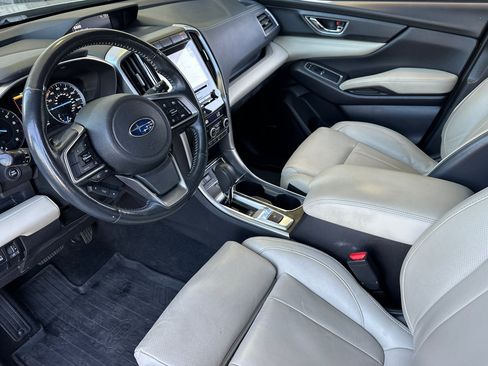 Used 2019 Subaru Ascent Limited AWD/4WD image 10