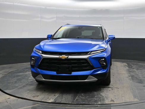 Used 2024 Chevrolet Blazer LT w/ Sound & Technology Package image 3