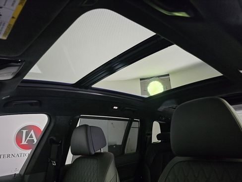 Certified 2024 BMW X7 M60i w/ Executive Package image 12