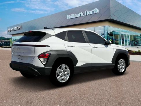 New 2026 Hyundai Kona SE FWD image 8