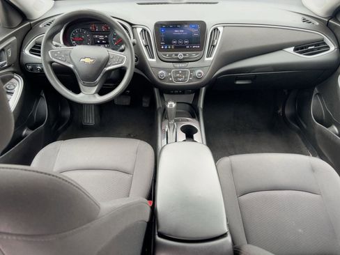 Used 2020 Chevrolet Malibu LS image 16