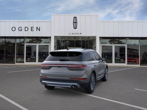 New 2026 Lincoln Corsair Premiere image 8