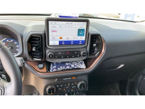 Used 2024 Ford Bronco Sport Badlands w/ Premium Package image 8