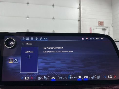 Used 2025 Chevrolet Traverse RS w/ LPO, Floor Liner Package image 31