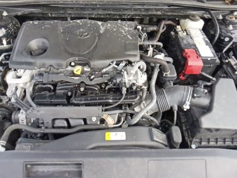 Used 2024 Toyota Camry SE image 34