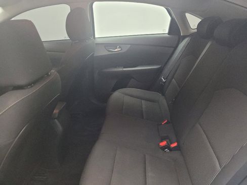 Used 2021 Kia Forte LXS FWD image 18