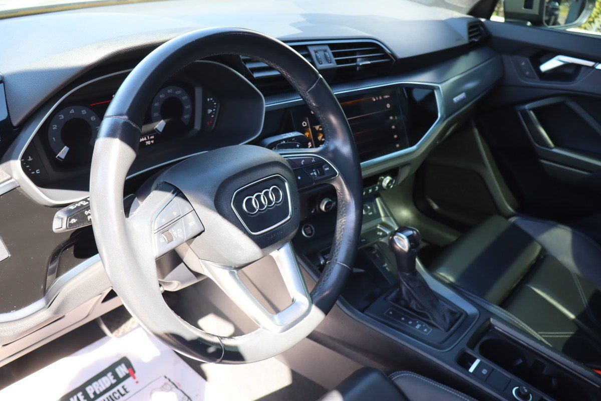 Used 2024 Audi Q3 2.0T Premium Plus AWD/4WD image 12