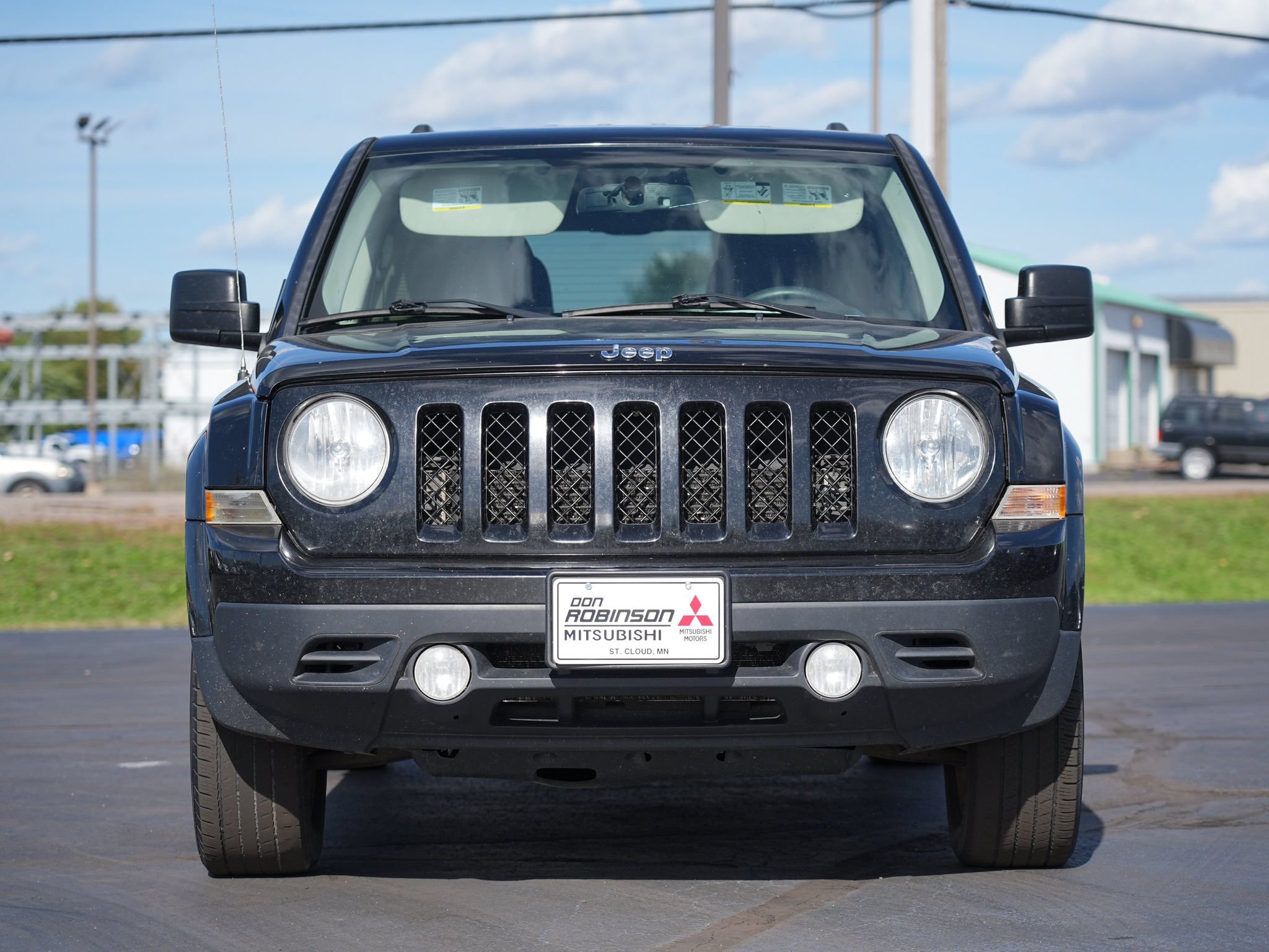 Used 2016 Jeep Patriot Latitude FWD image 9