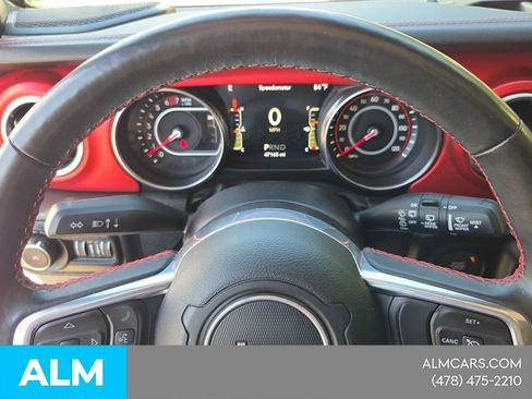 Used 2022 Jeep Wrangler Unlimited Rubicon w/ Cold Weather Group AWD/4WD image 25