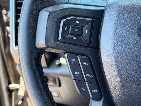 Used 2018 Ford F150 XLT w/ Equipment Group 302A Luxury AWD/4WD image 11