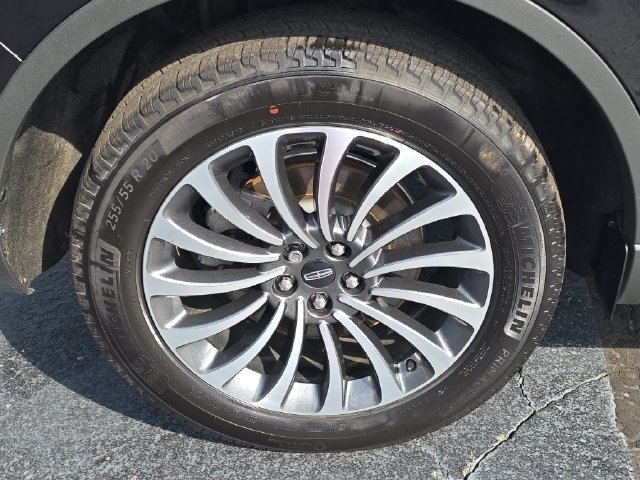 Used 2024 Lincoln Aviator AWD w/ Premium Package image 30