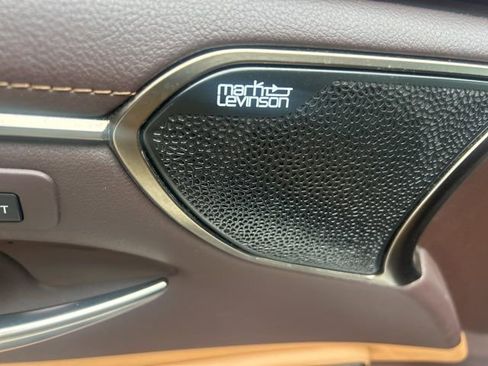 Used 2019 Lexus ES 350 Ultra Luxury w/ Accessory Package 2 image 19