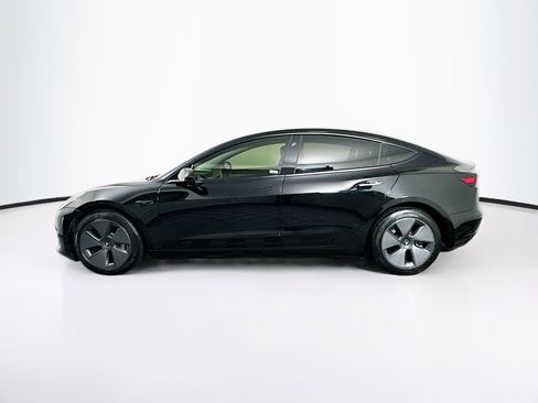 Used 2023 Tesla Model 3 Standard Range RWD image 4