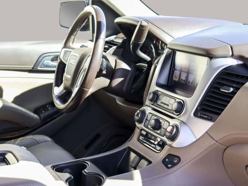 Used 2019 GMC Yukon XL SLT w/ Open Road Package image 41