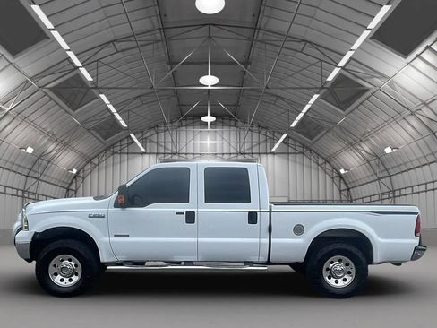Used 2006 Ford F250 Lariat AWD/4WD image 2