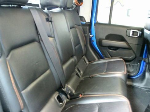 Used 2021 Jeep Gladiator Mojave w/ Uconnect 4C Nav & Sound Group image 9