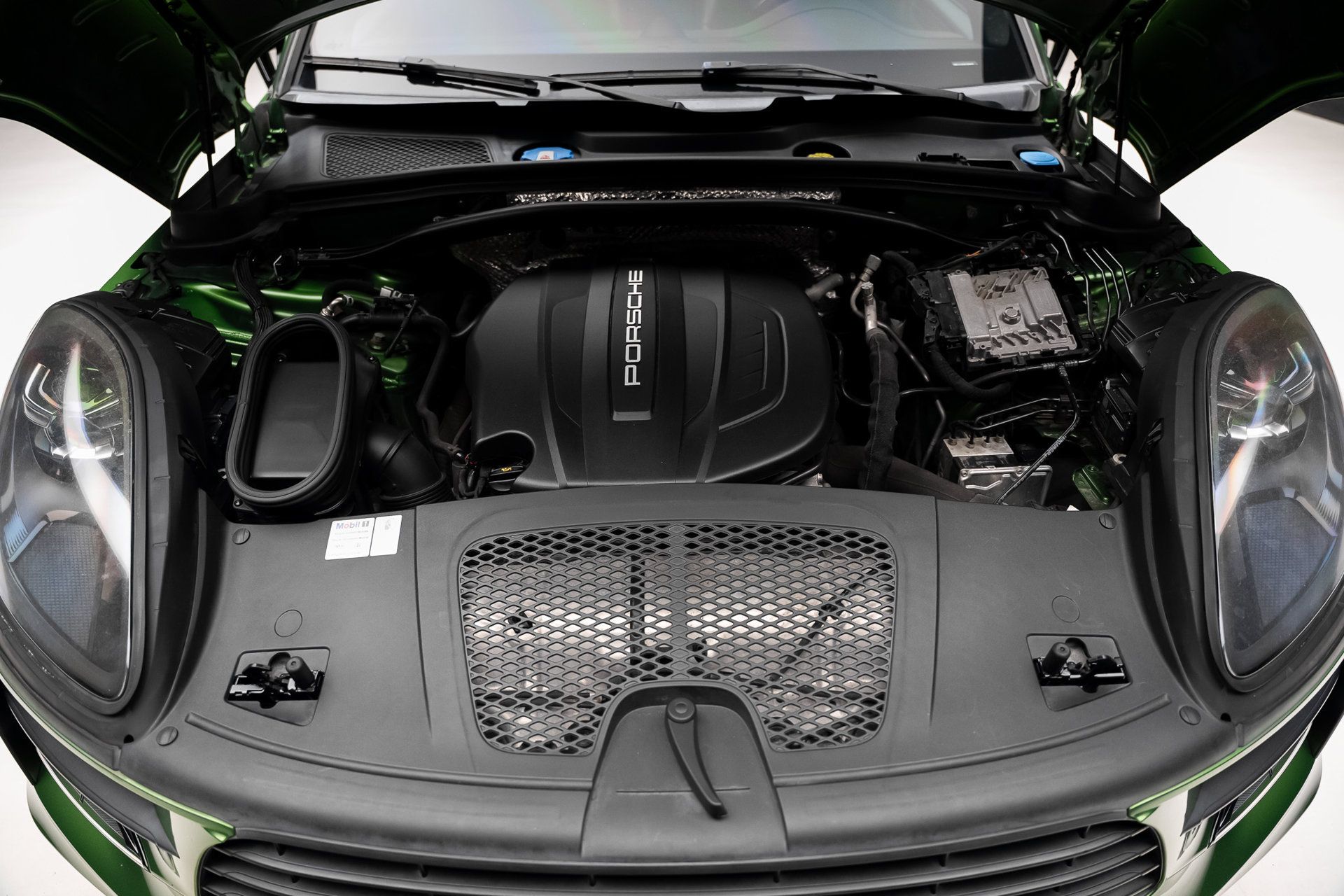 Used 2019 Porsche Macan AWD/4WD image 73
