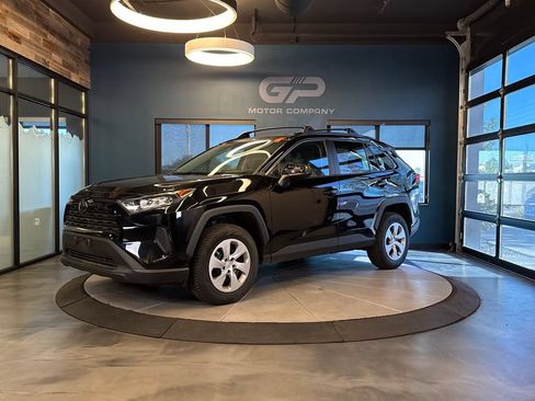 Used 2019 Toyota RAV4 LE w/ All Weather Liner Package AWD/4WD image 7