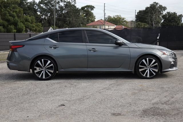 Used 2020 Nissan Altima 2.5 SR FWD image 16