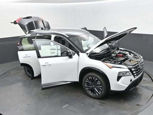 New 2026 Nissan Rogue Platinum w/ Platinum Premium Package image 40