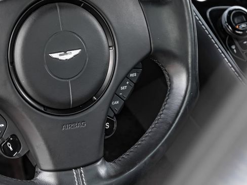 Used 2016 Aston Martin Vanquish Coupe RWD image 12
