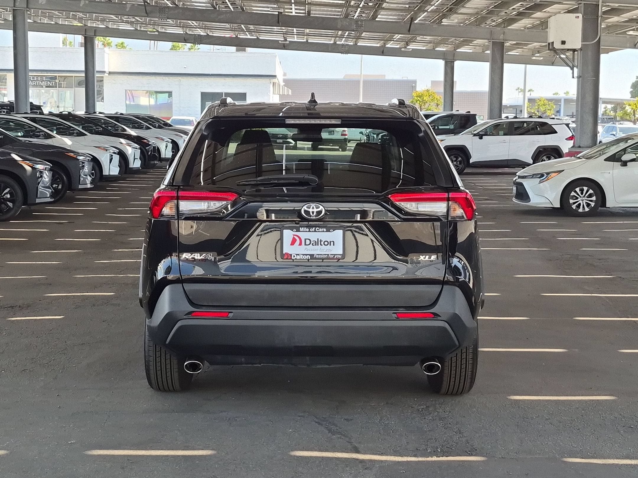 Certified 2024 Toyota RAV4 XLE FWD image 7