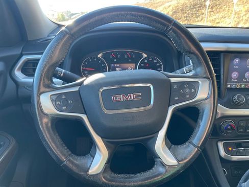 Used 2020 GMC Acadia SLE image 13