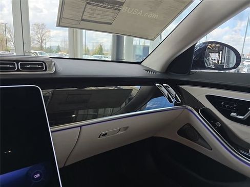 New 2026 Mercedes-Benz S 580 4MATIC Sedan image 18