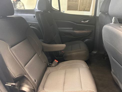 Used 2023 GMC Acadia SLE w/ Driver Convenience Package image 25