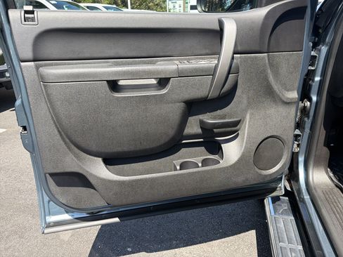 Used 2011 Chevrolet Silverado 1500 LT w/ All-Star Edition AWD/4WD image 14