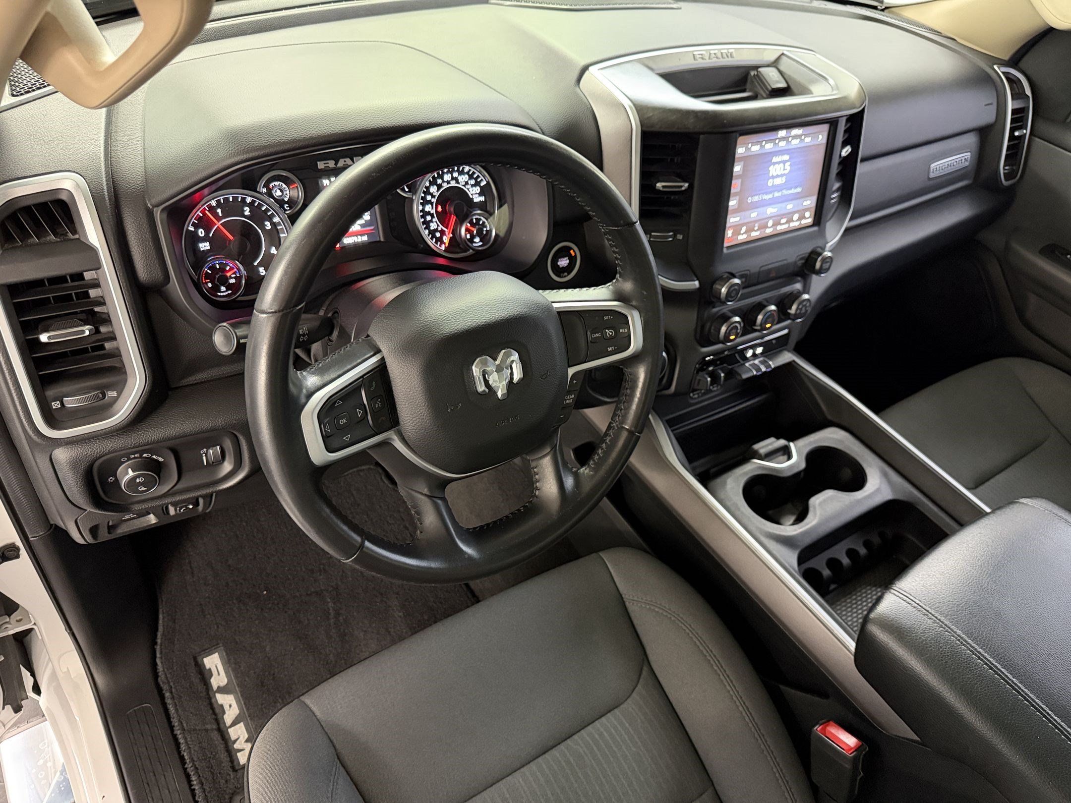 Used 2020 RAM 1500 Big Horn RWD image 4