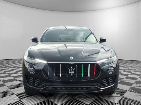 Used 2019 Maserati Levante AWD/4WD image 2